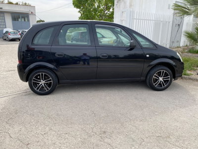 Opel Meriva 1.3 CDTI Cosmo (6)