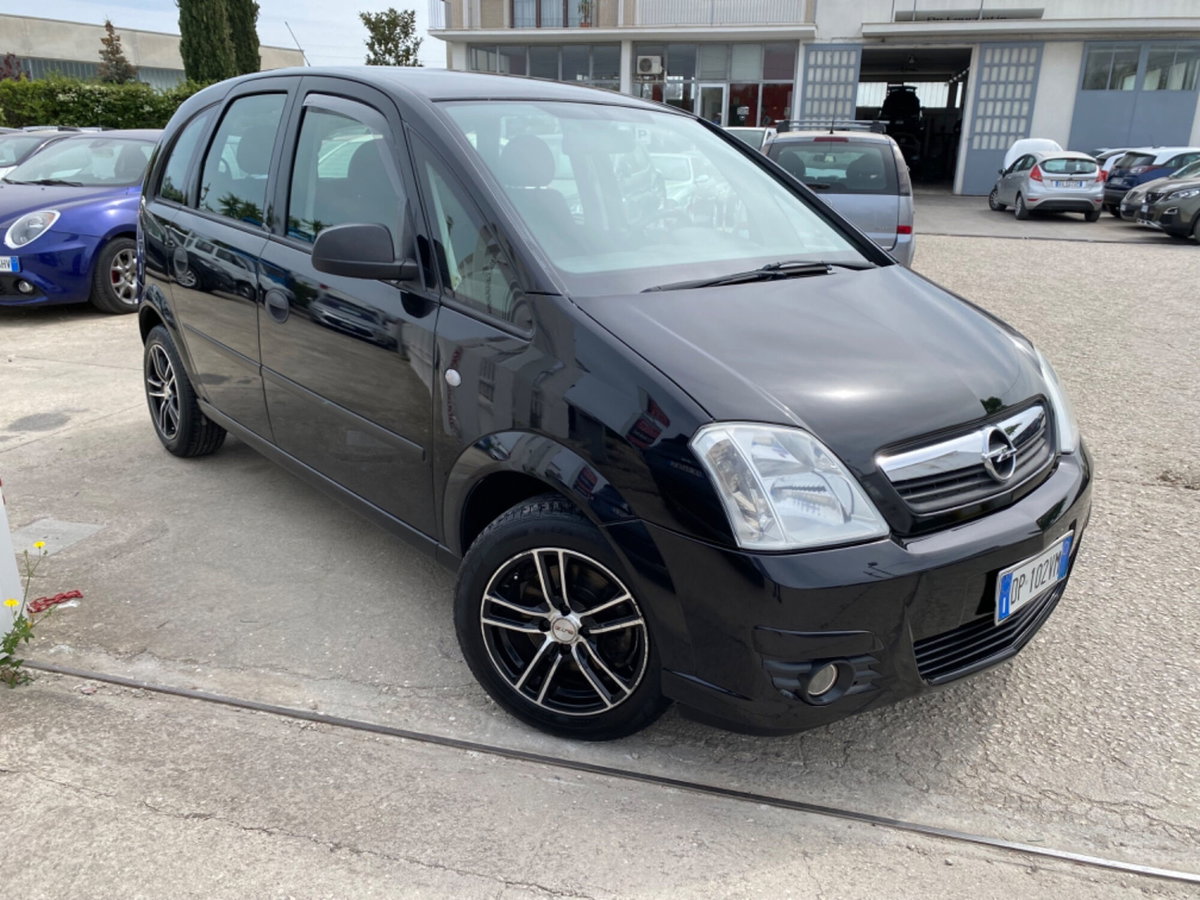 Opel Meriva 1.3 CDTI Cosmo (7)