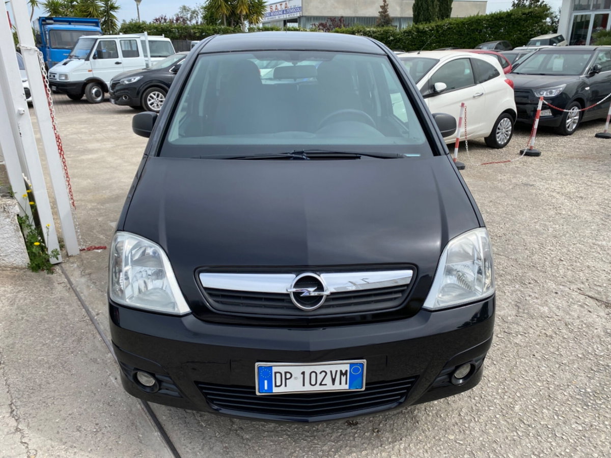 Opel Meriva 1.3 CDTI Cosmo (8)