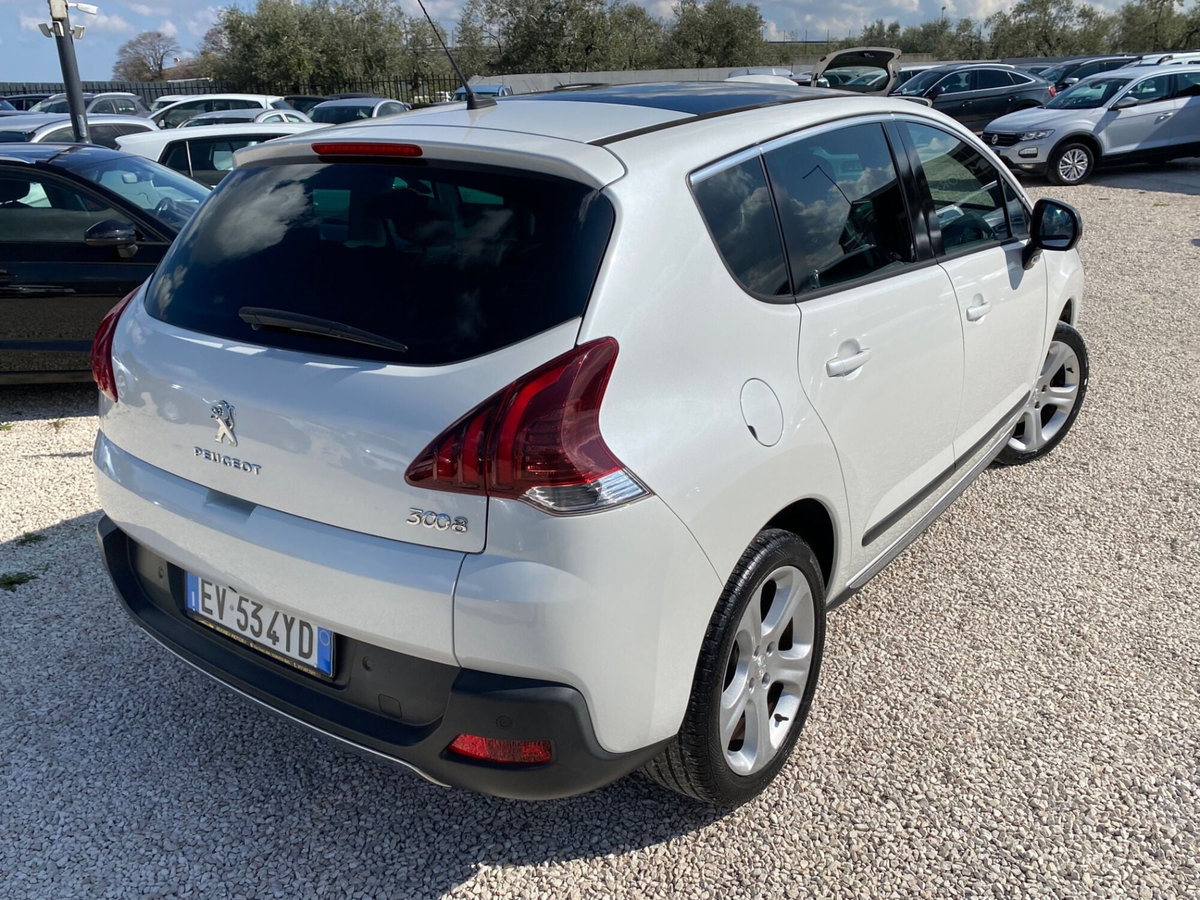 Peugeot 3008 2.0 HDi 163CV aut. Allure (5)