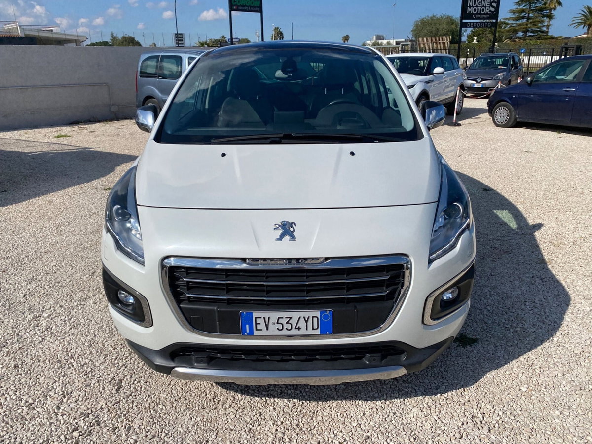 Peugeot 3008 2.0 HDi 163CV aut. Allure (8)