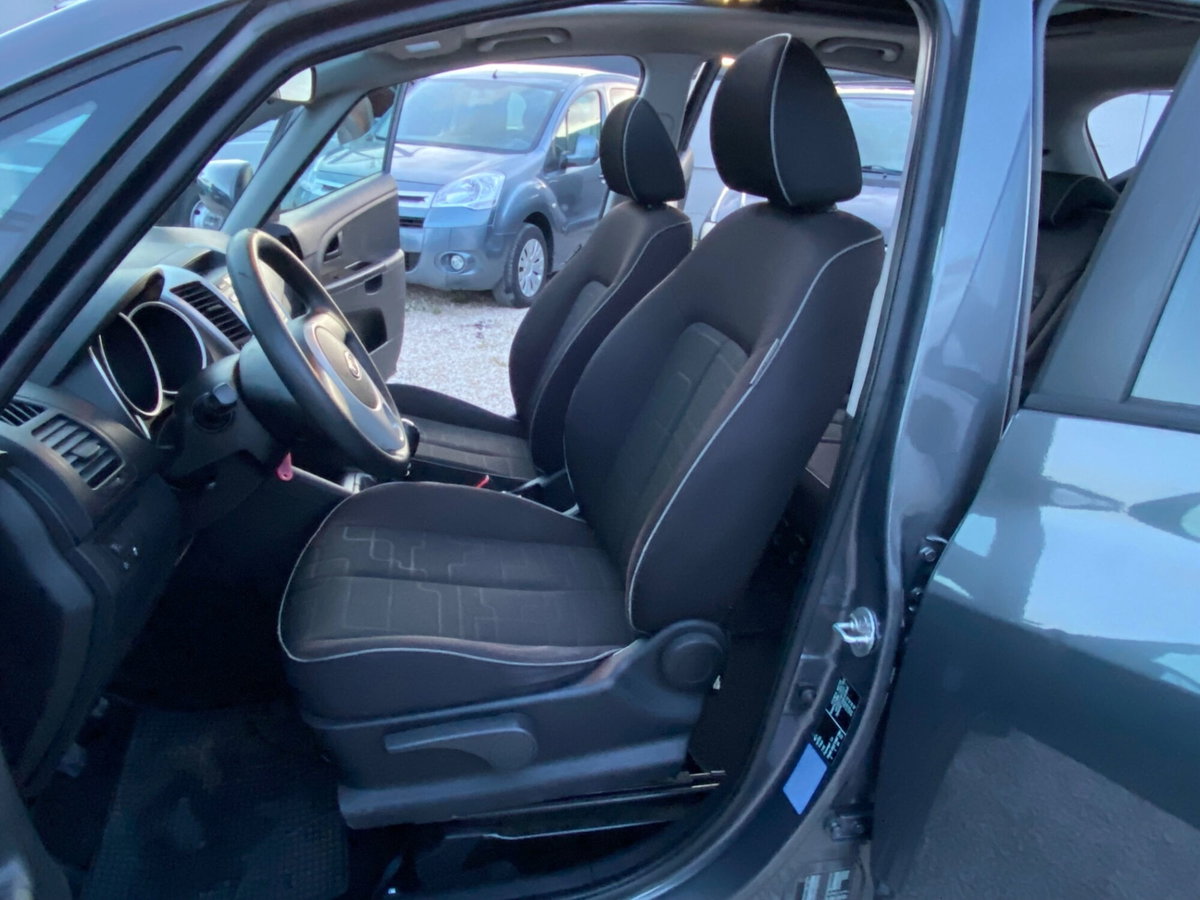 Kia Venga 1.4 CRDi 90CV WGT Fullsky (18)