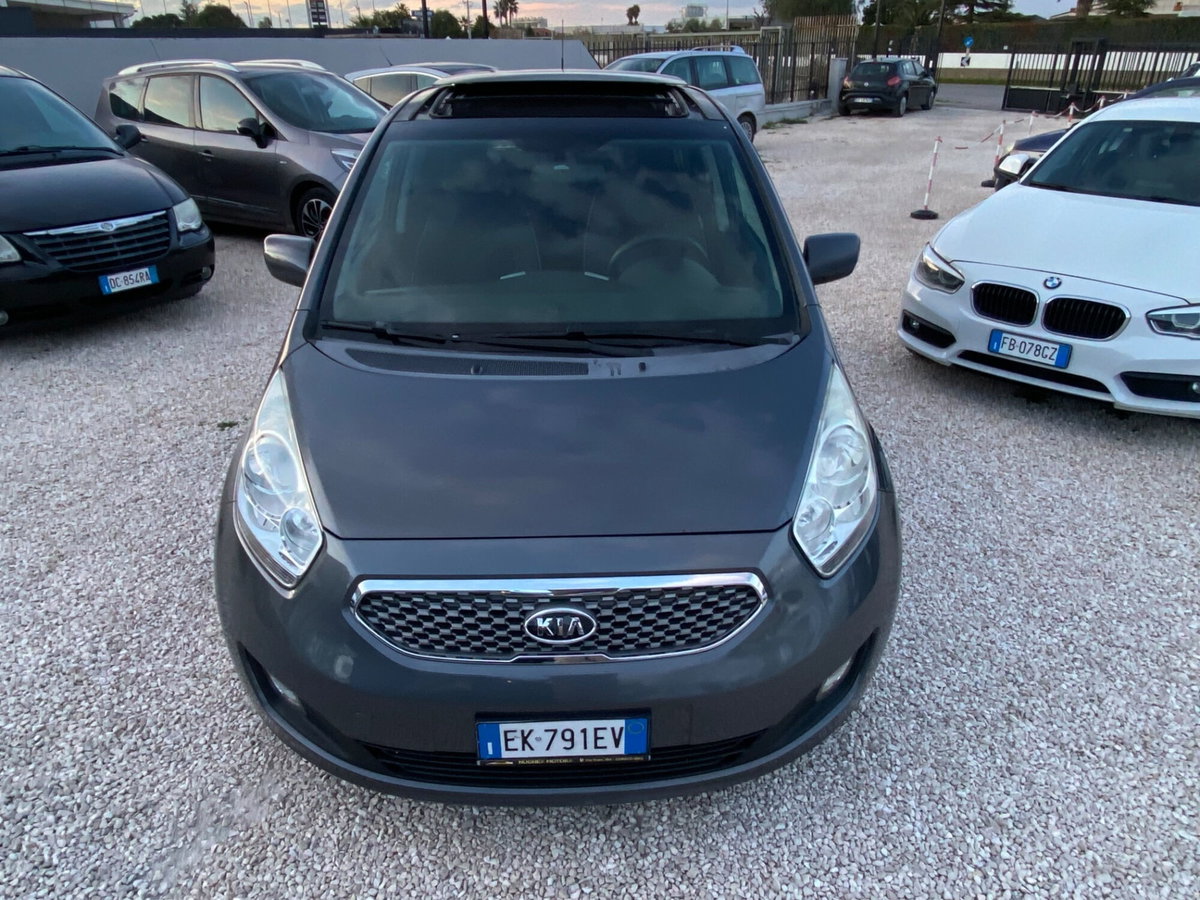 Kia Venga 1.4 CRDi 90CV WGT Fullsky (8)