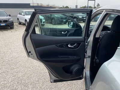 Nissan Qashqai 1.5 dCi Tekna (13)