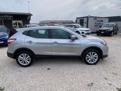 Nissan Qashqai 1.5 dCi Tekna (2)