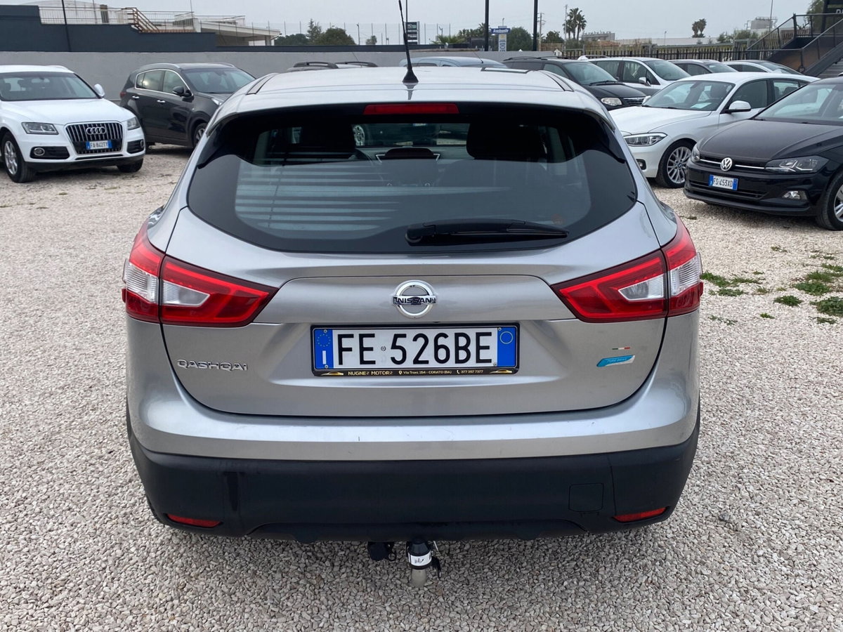 Nissan Qashqai 1.5 dCi Tekna (4)
