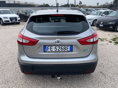 Nissan Qashqai 1.5 dCi Tekna (4)