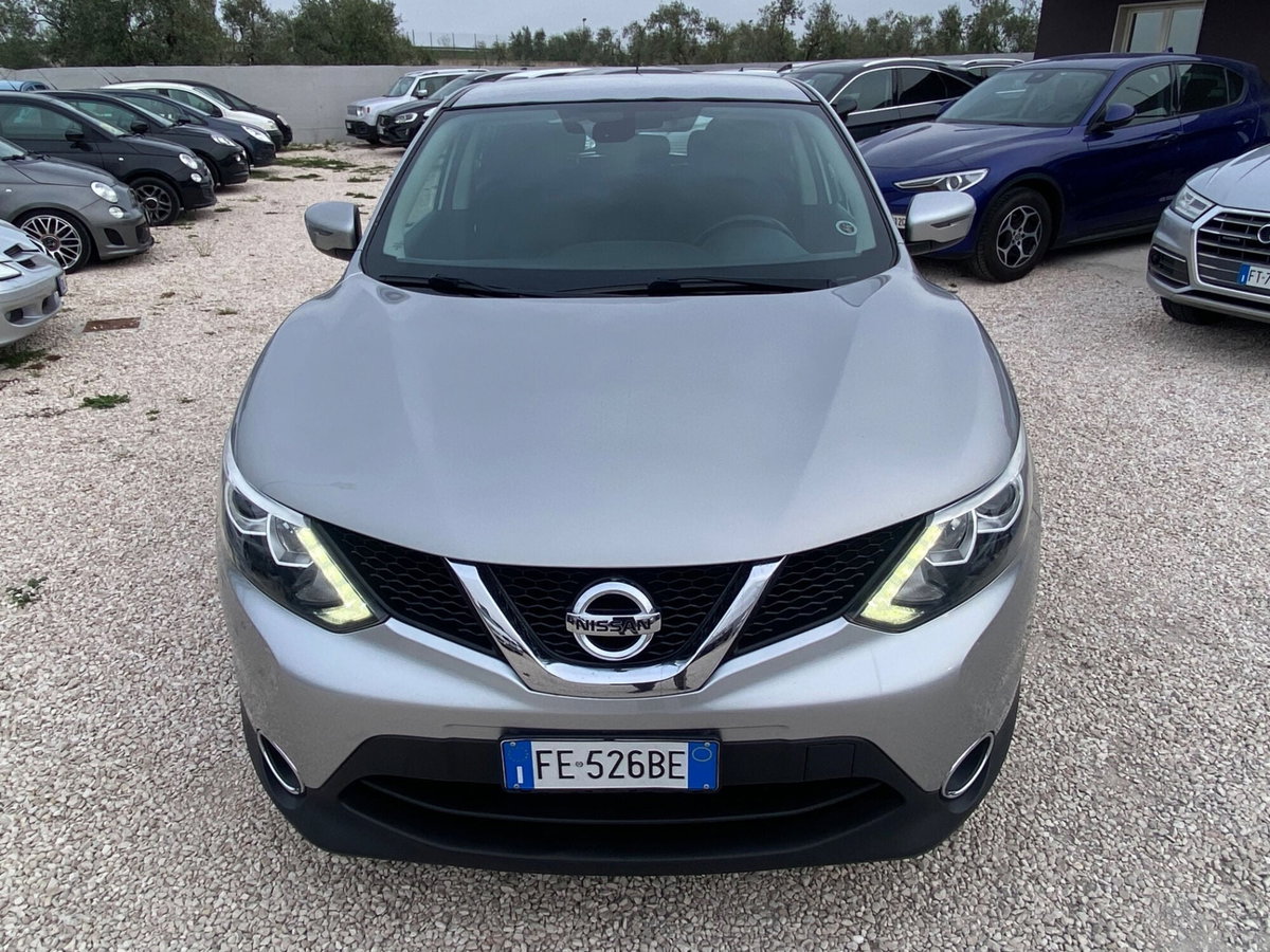 Nissan Qashqai 1.5 dCi Tekna (8)