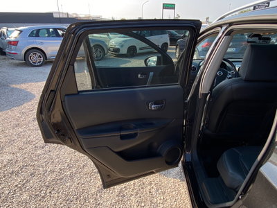 Nissan Qashqai 2.0 dCi DPF Tekna (11)
