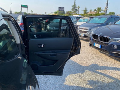 Nissan Qashqai 2.0 dCi DPF Tekna (13)
