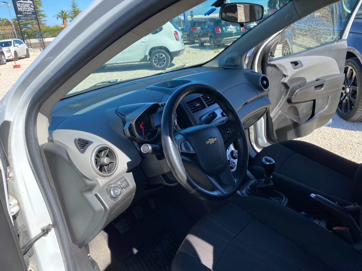 Chevrolet Aveo 1.2 86CV 5 porte LT (20)