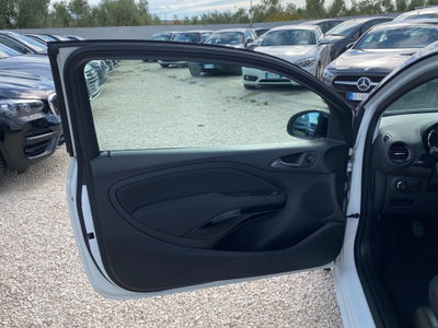 Opel Adam 1.2 70 CV Jam (11)