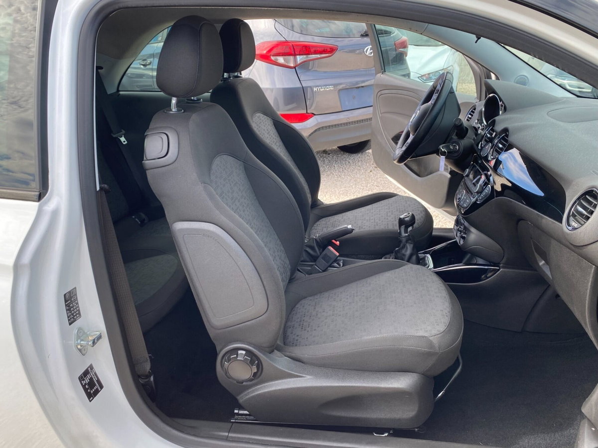 Opel Adam 1.2 70 CV Jam (18)