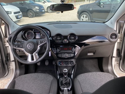 Opel Adam 1.2 70 CV Jam (20)