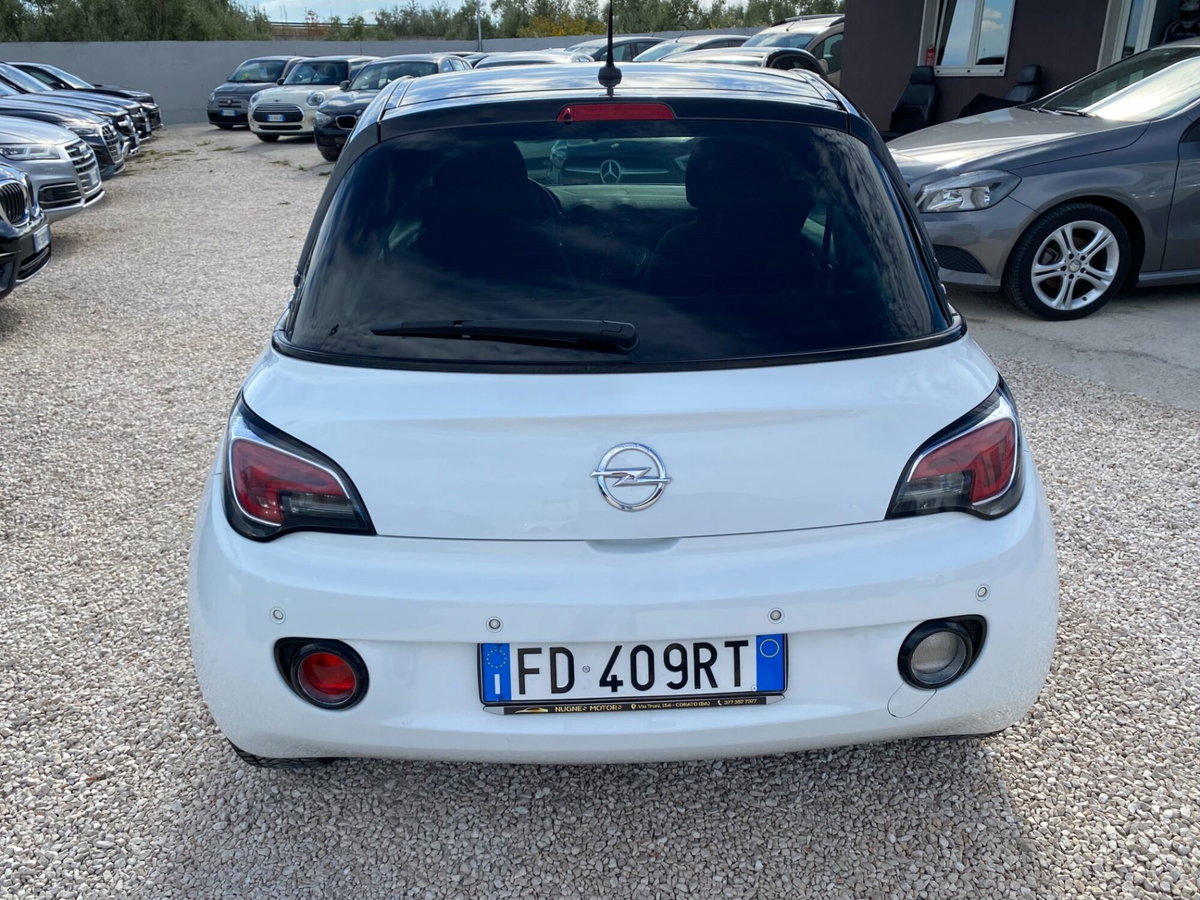Opel Adam 1.2 70 CV Jam (4)