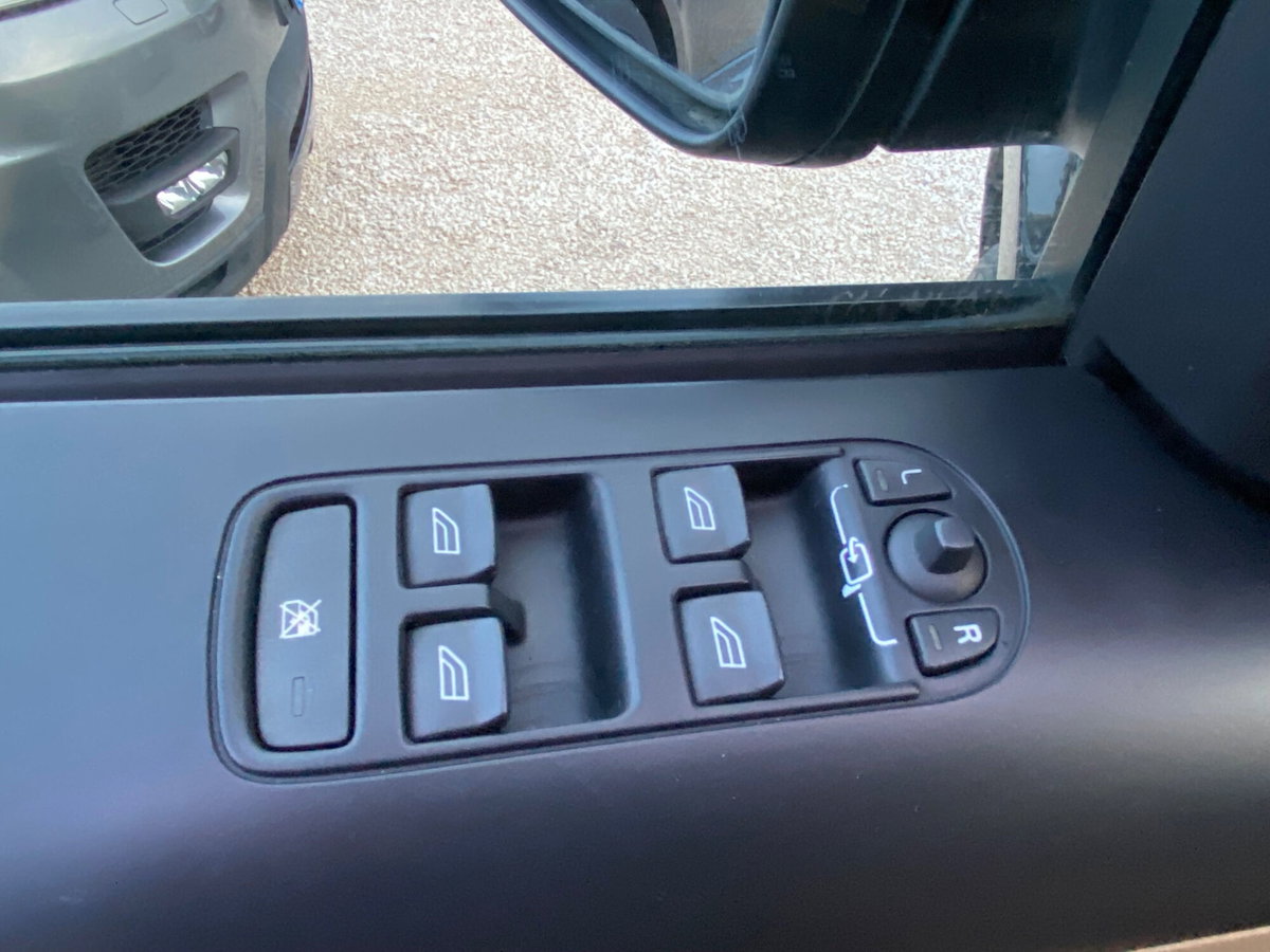 Land Rover Freelander 2.2 TD4 S.W. HSE (10)