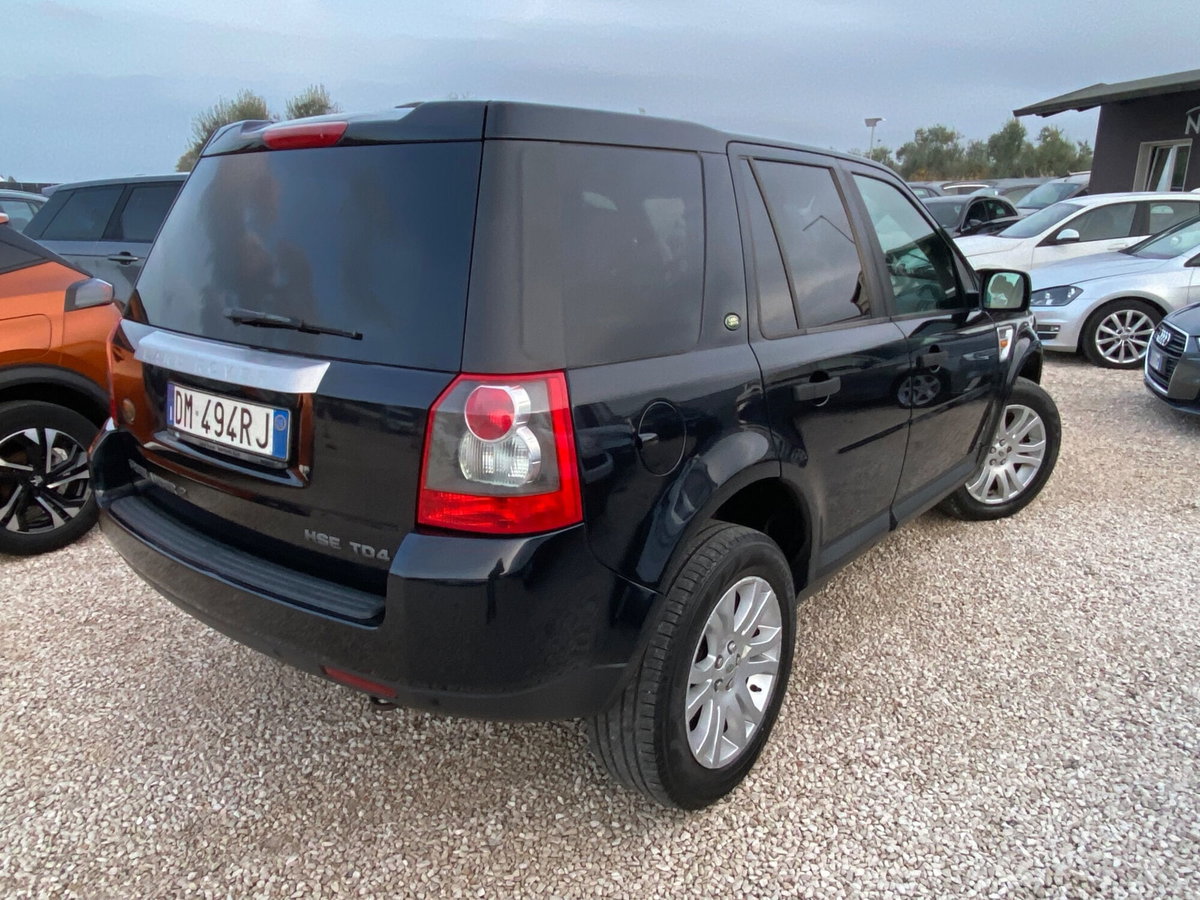 Land Rover Freelander 2.2 TD4 S.W. HSE (3)