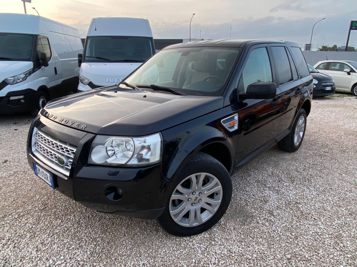 Land Rover Freelander 2.2 TD4 S.W. HSE (6)
