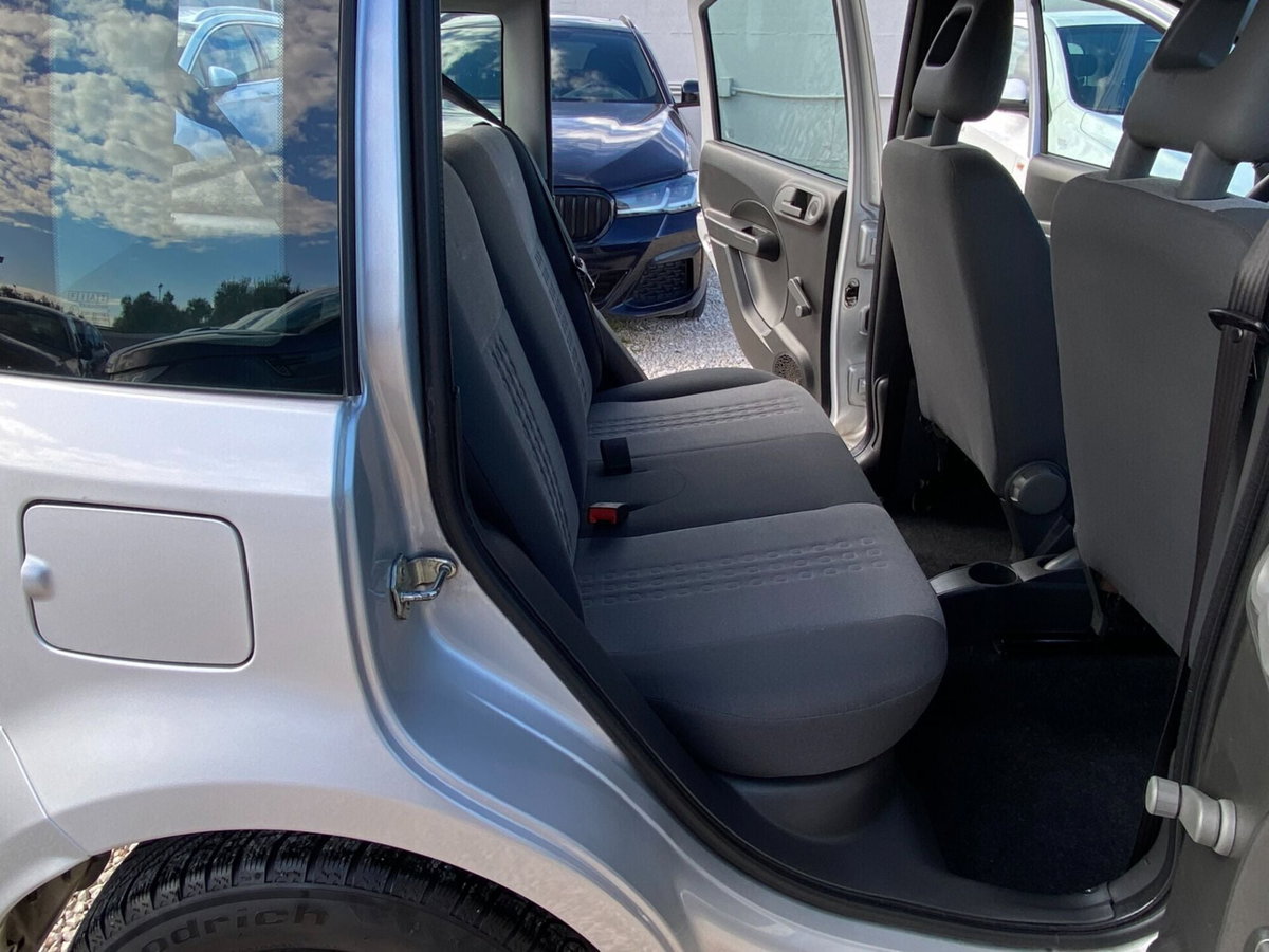 Fiat Panda 1.2 Emotion (19)