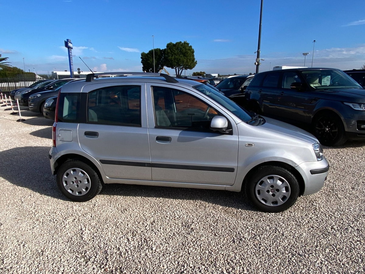 Fiat Panda 1.2 Emotion (2)