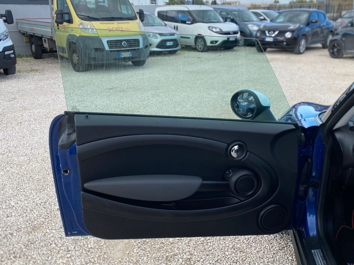 MINI Mini 1.4 16V One (11)