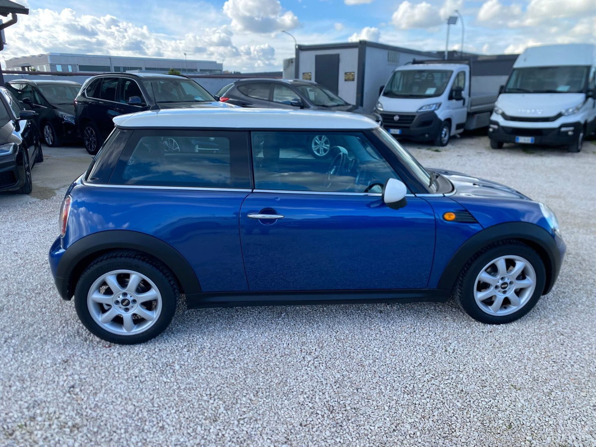MINI Mini 1.4 16V One (2)