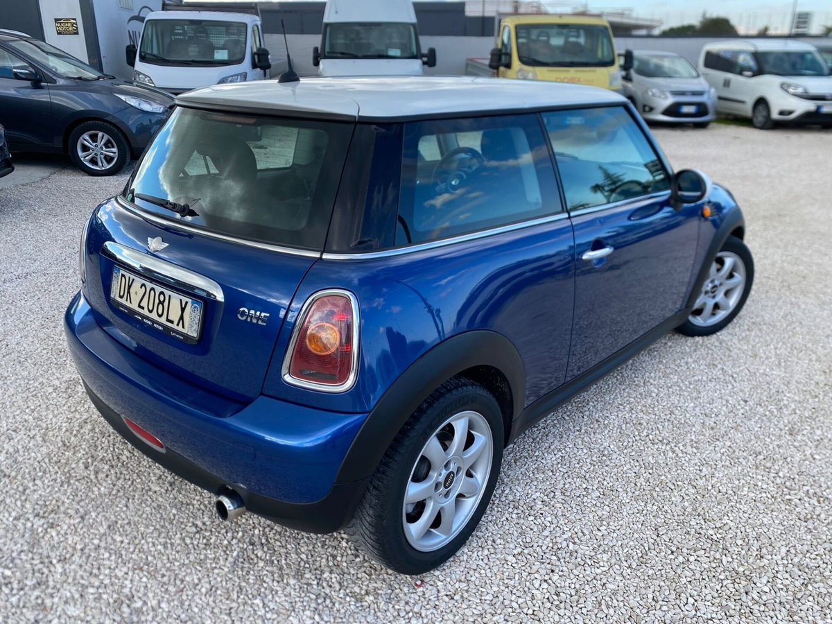 MINI Mini 1.4 16V One (3)