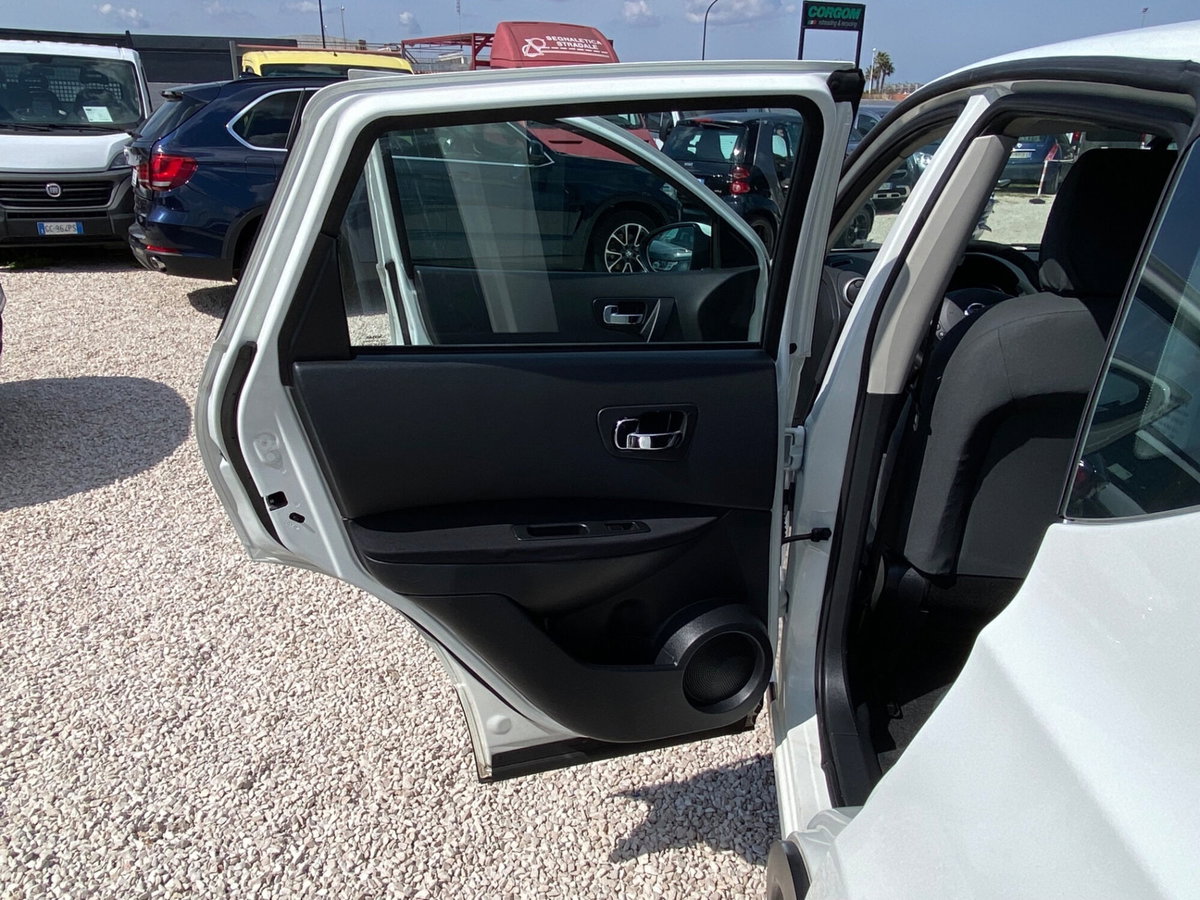 Nissan Qashqai 1.5 dCi DPF Tekna (10)