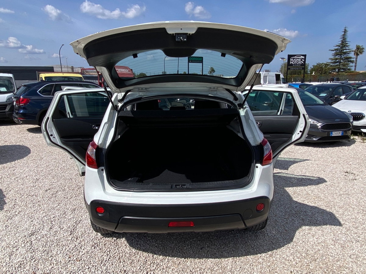 Nissan Qashqai 1.5 dCi DPF Tekna (11)