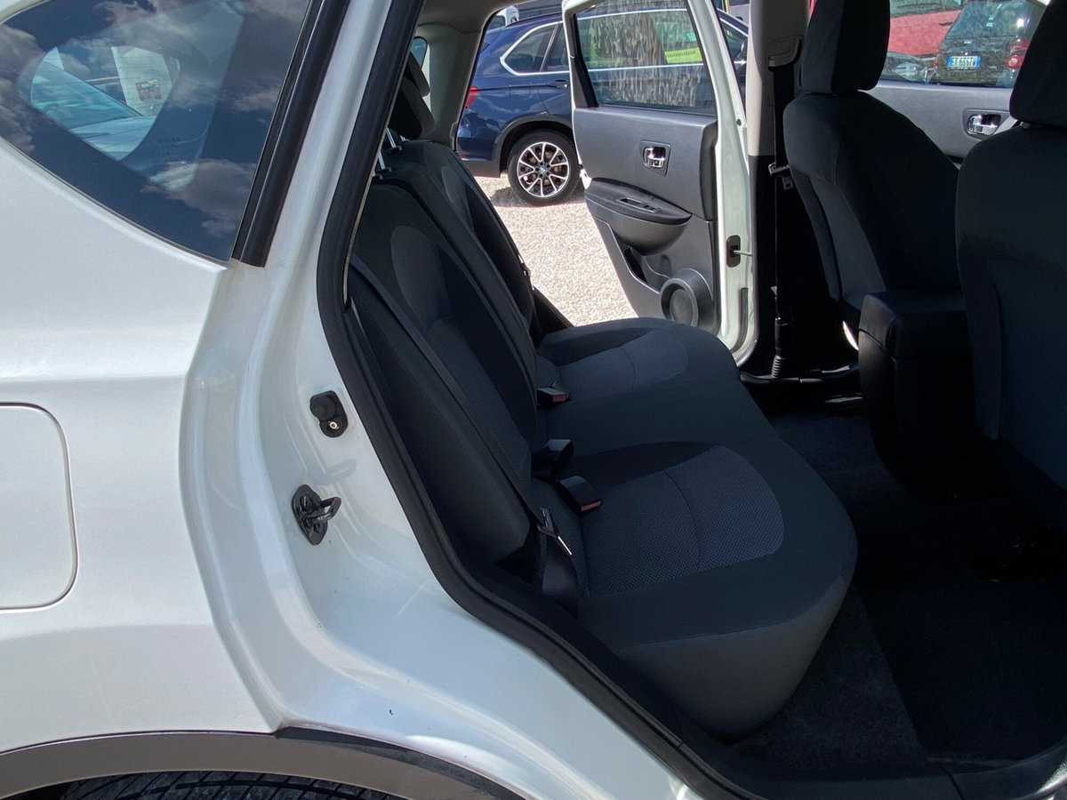Nissan Qashqai 1.5 dCi DPF Tekna (18)