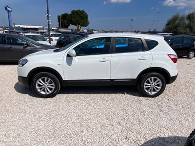 Nissan Qashqai 1.5 dCi DPF Tekna (2)