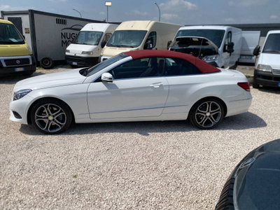 Mercedes-Benz Classe E Cabrio 220 BlueTEC Cabrio Premium (9)