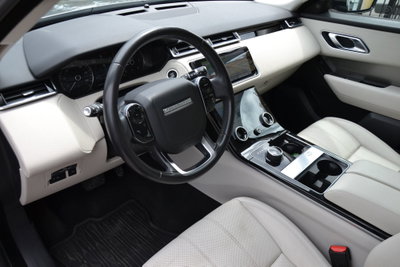 Land Rover Range Rover Velar 2.0D I4 180 CV (6)