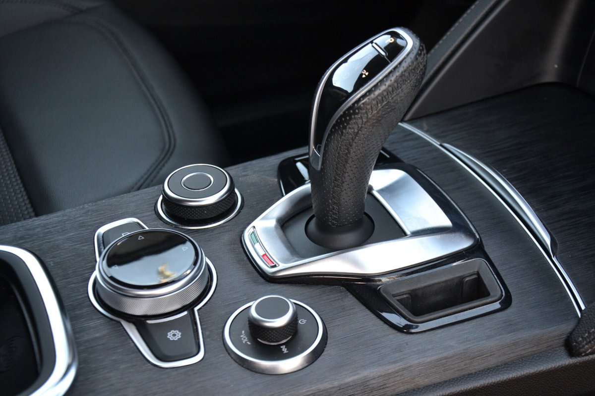 Alfa Romeo Stelvio Stelvio 2.2 Turbodiesel 190 CV AT8 Q4 Sprint (12)