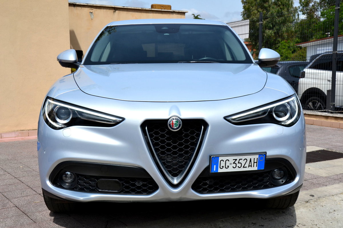 Alfa Romeo Stelvio Stelvio 2.2 Turbodiesel 190 CV AT8 Q4 Sprint (14)