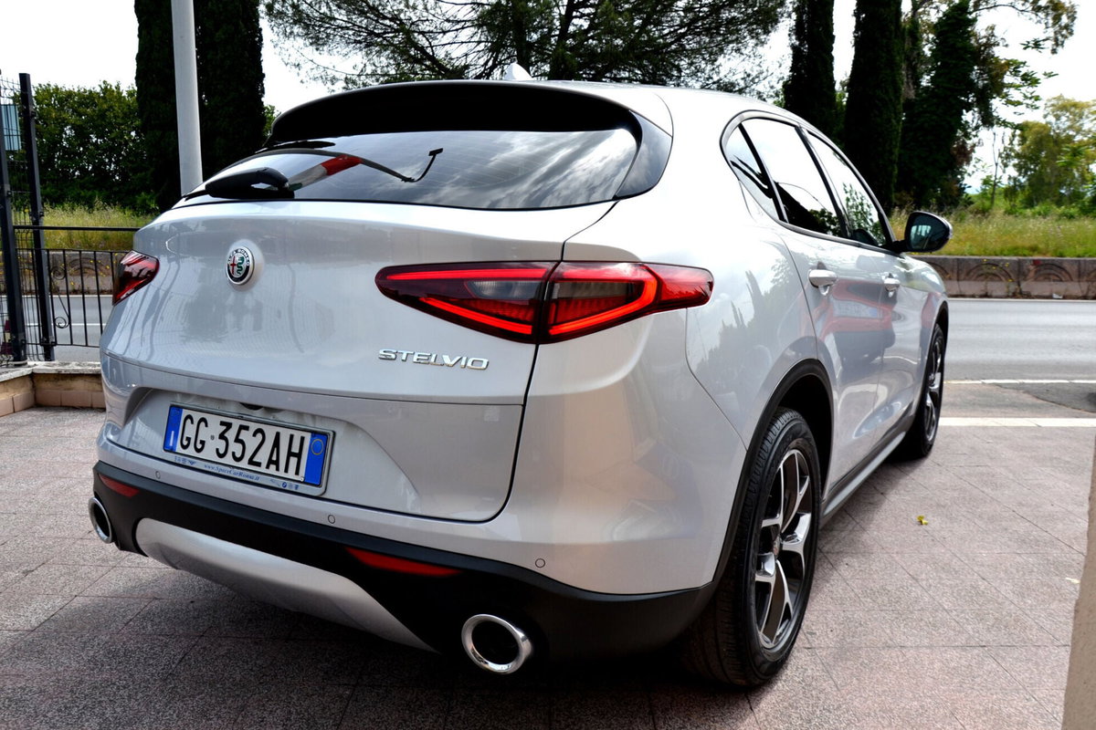 Alfa Romeo Stelvio Stelvio 2.2 Turbodiesel 190 CV AT8 Q4 Sprint (5)