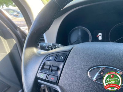 Hyundai Tucson 2.0 CRDi 4WD XPossible (9)