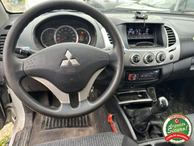 Mitsubishi L200 2.5 DI-D/178CV DC Intense Plus DPF (8)