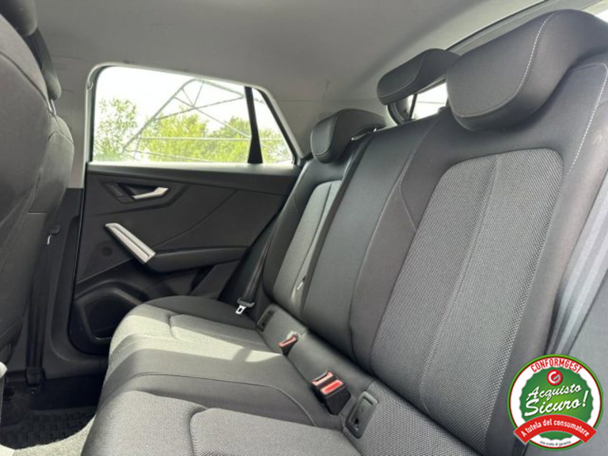 Audi Q2 Q2 35 TFSI S tronic Business (10)
