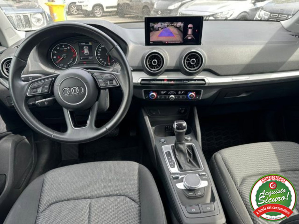 Audi Q2 Q2 35 TFSI S tronic Business (11)