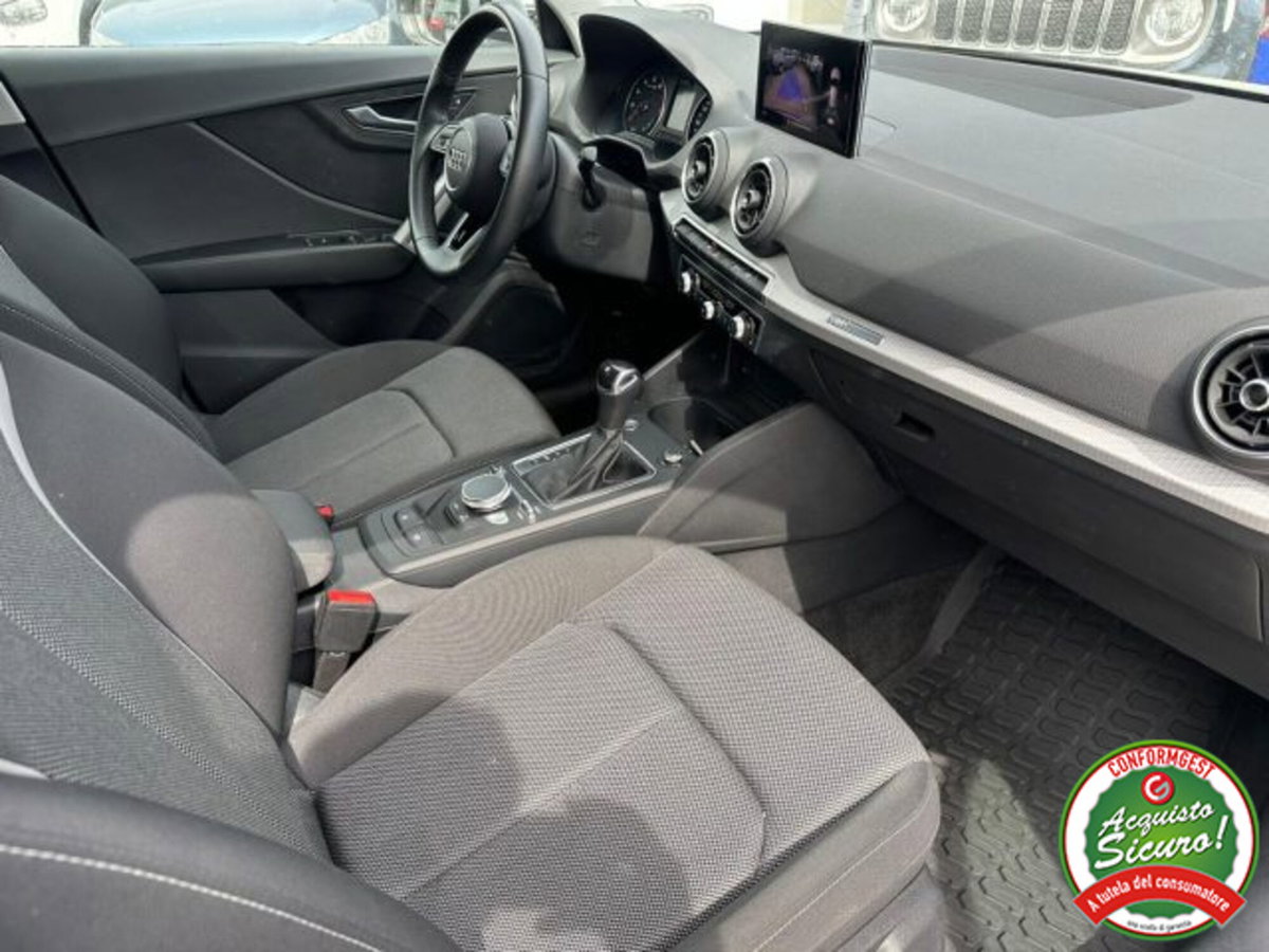 Audi Q2 Q2 35 TFSI S tronic Business (12)