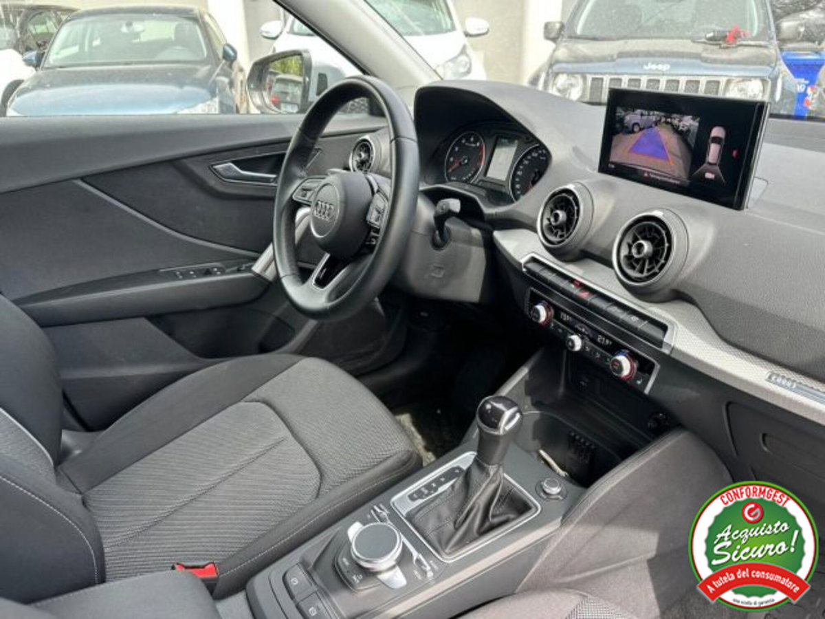 Audi Q2 Q2 35 TFSI S tronic Business (14)
