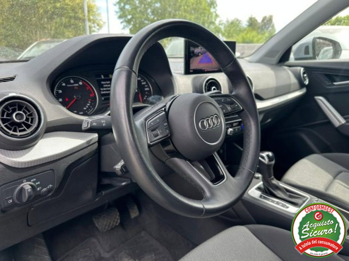 Audi Q2 Q2 35 TFSI S tronic Business (4)