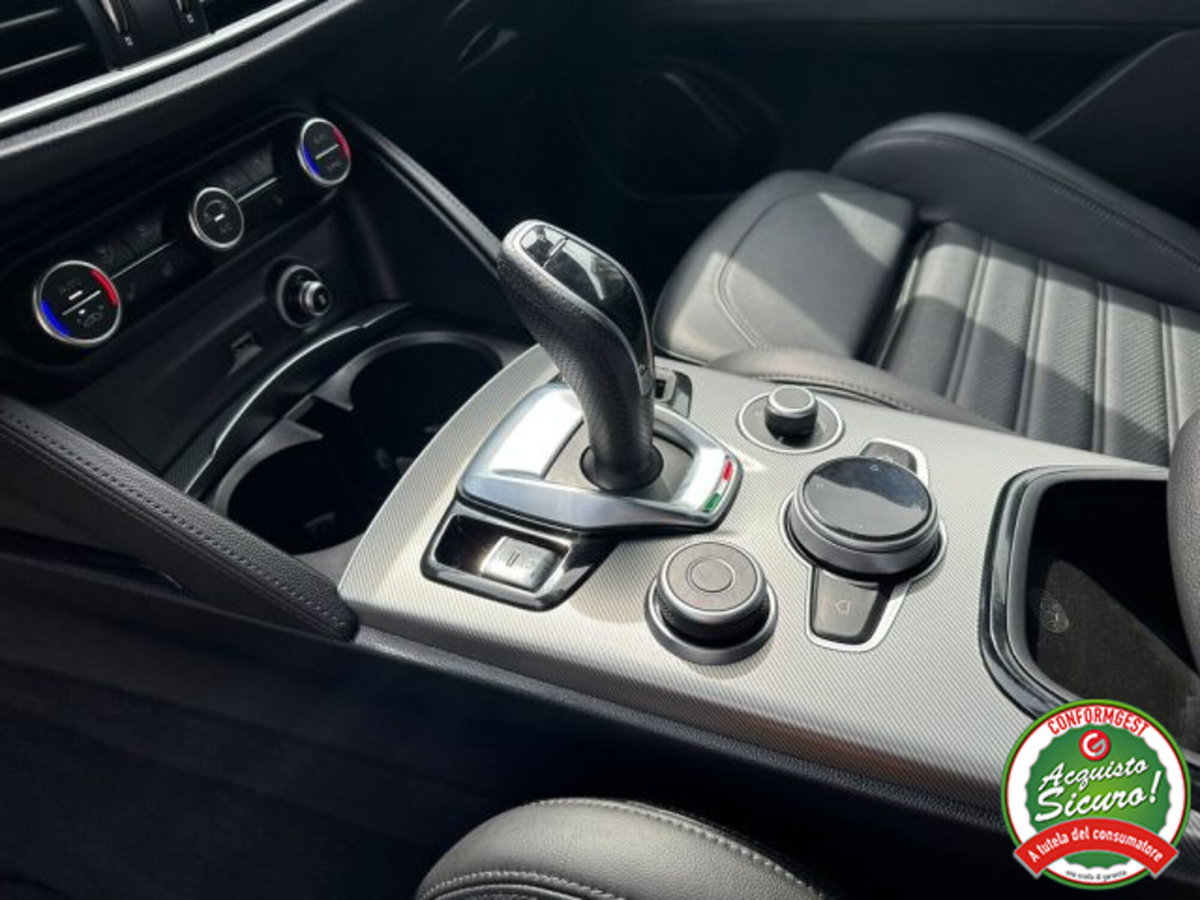 Alfa Romeo Stelvio Stelvio 2.2 Turbodiesel 210 CV AT8 Q4 Veloce Tì (10)