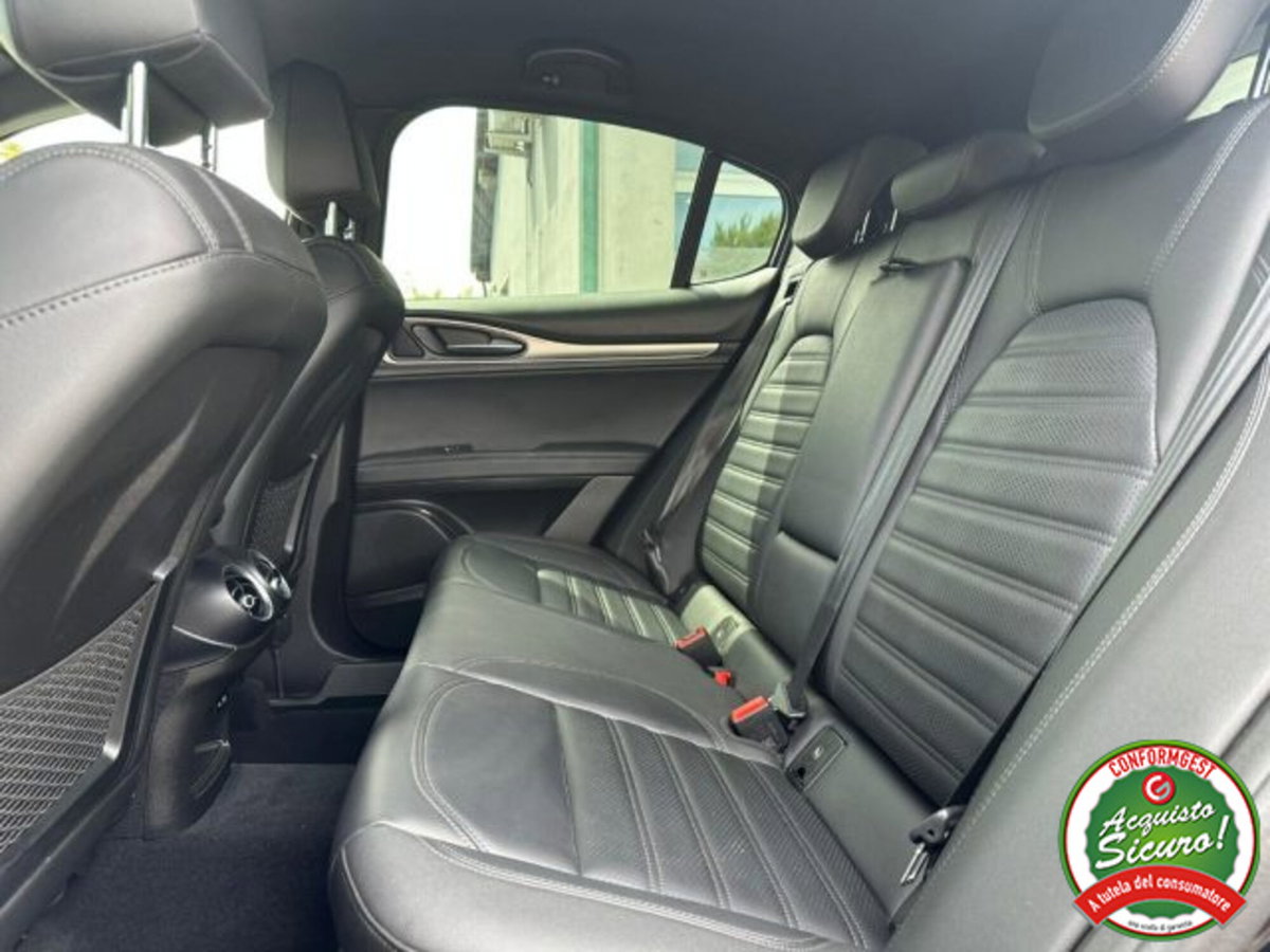 Alfa Romeo Stelvio Stelvio 2.2 Turbodiesel 210 CV AT8 Q4 Veloce Tì (13)