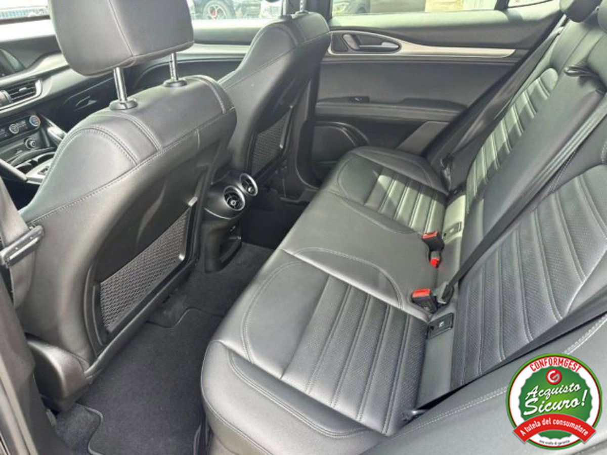Alfa Romeo Stelvio Stelvio 2.2 Turbodiesel 210 CV AT8 Q4 Veloce Tì (16)