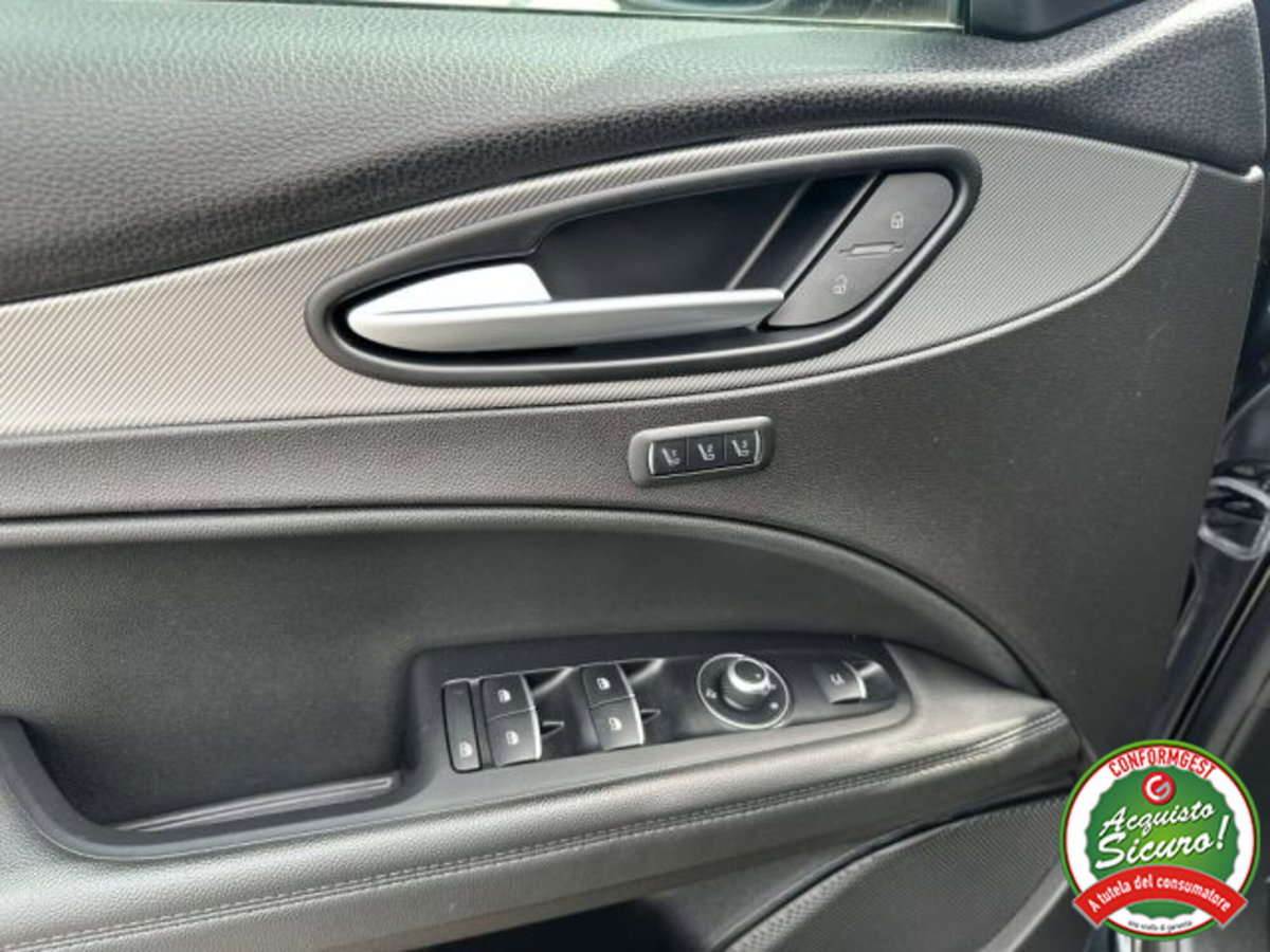Alfa Romeo Stelvio Stelvio 2.2 Turbodiesel 210 CV AT8 Q4 Veloce Tì (5)