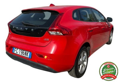 Volvo V40 D2 Momentum N1 (2)