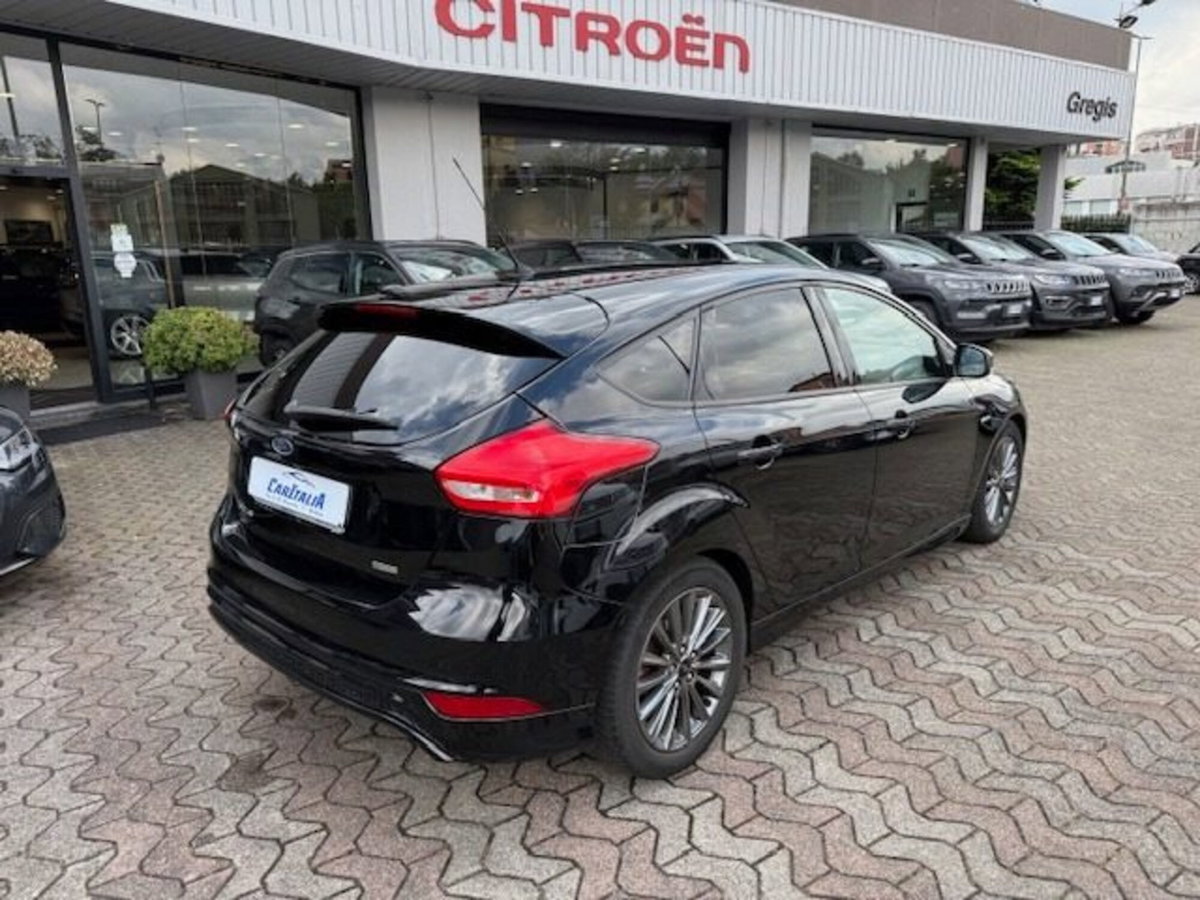 Ford Focus 1.0 EcoBoost 125 CV Start&Stop ST Line (7)