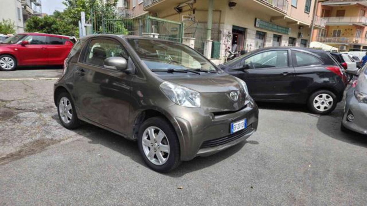 Toyota iQ 1.0 Sol (3)